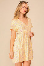 Load image into Gallery viewer, Light yellow floral print dress