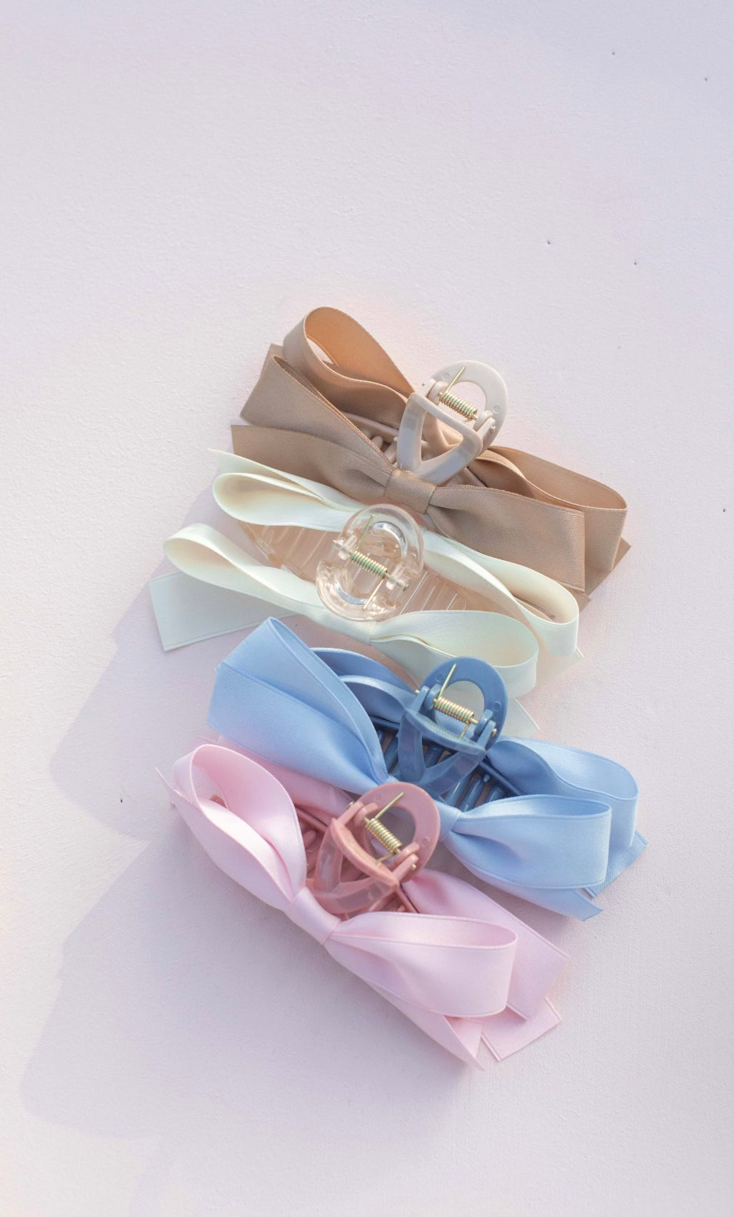 Coquette   clip